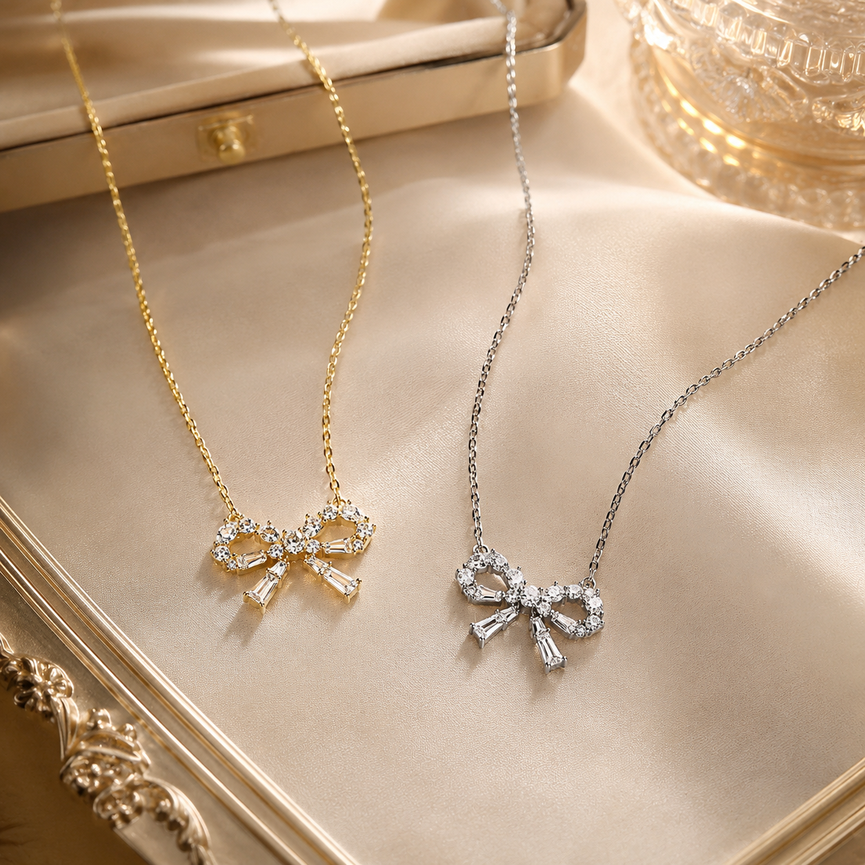 Collier Nœud Éclat Royal
