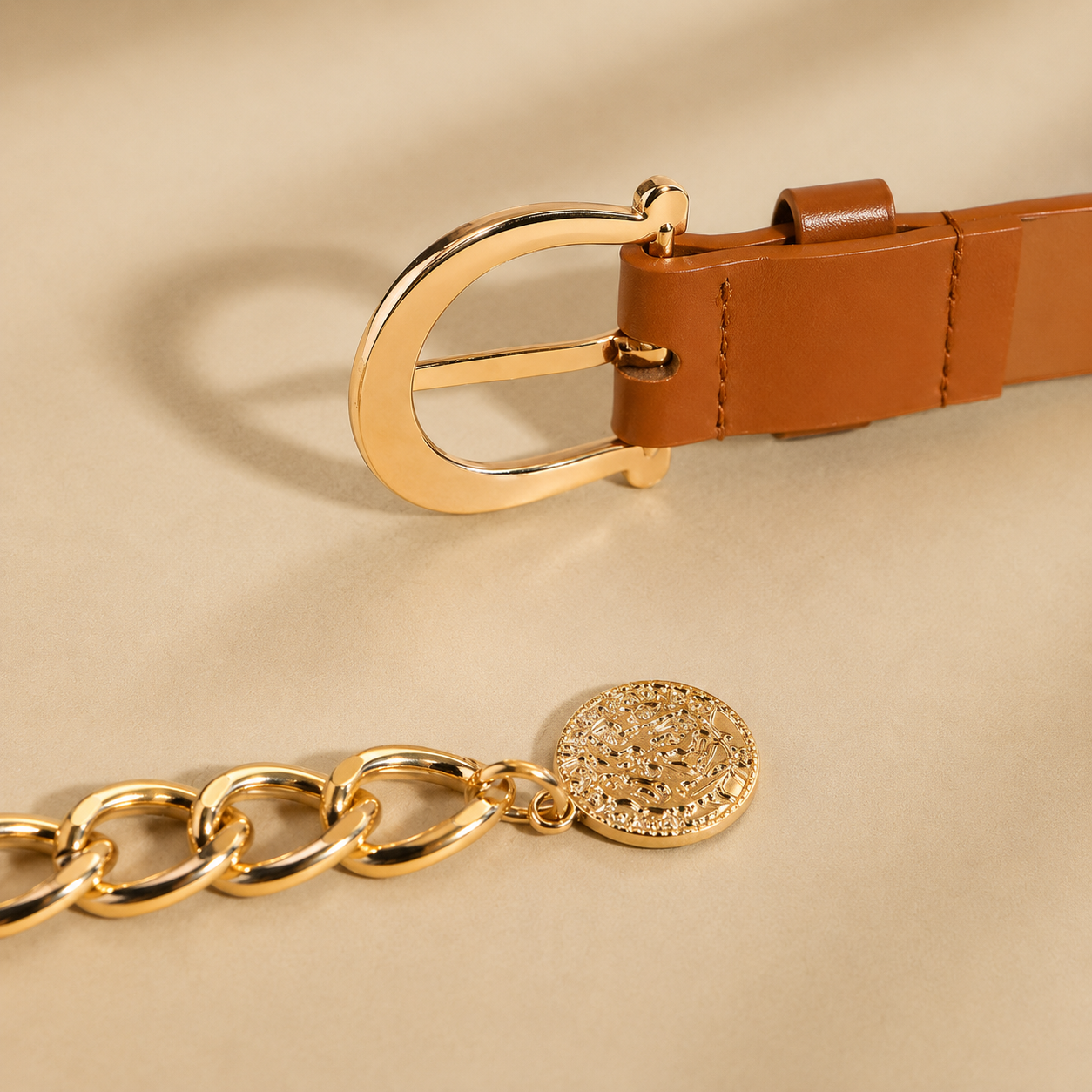 Ceinture Chaîne Élégance Dorée
